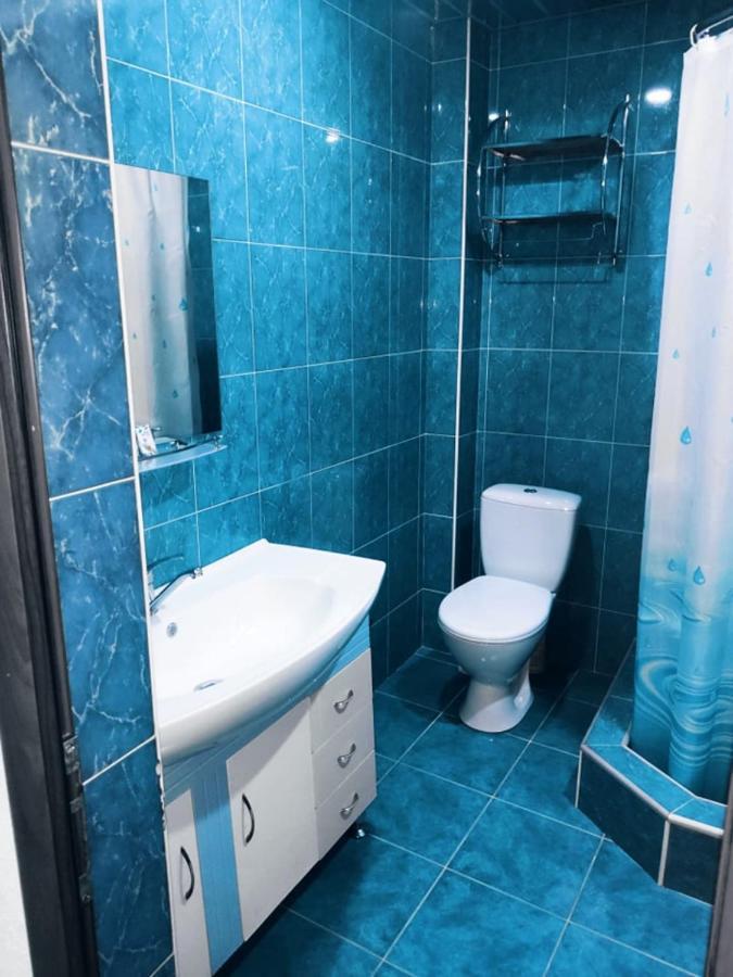 Ddd Hotel Yerevan Bagian luar foto