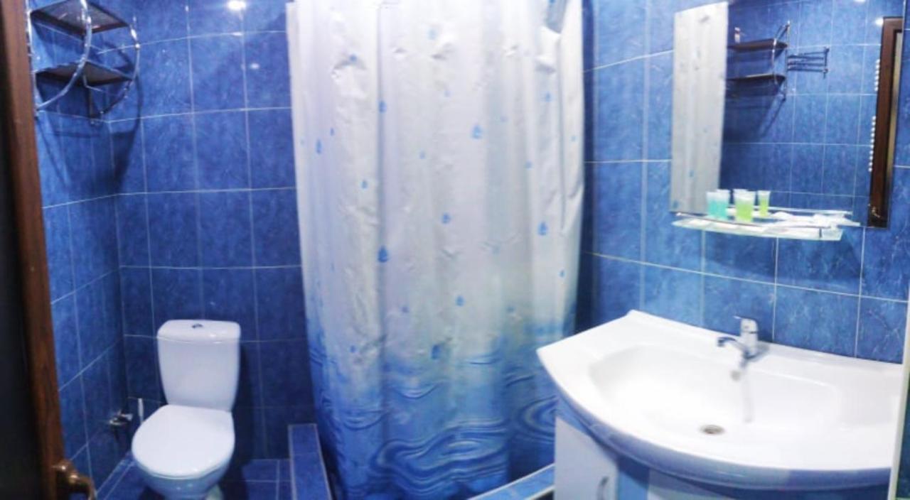 Ddd Hotel Yerevan Bagian luar foto